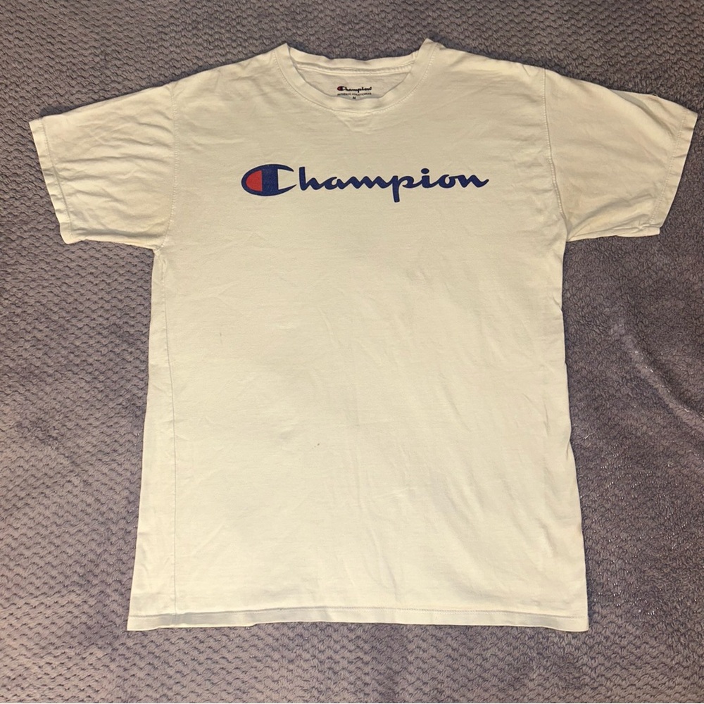 Champion logo t shirt